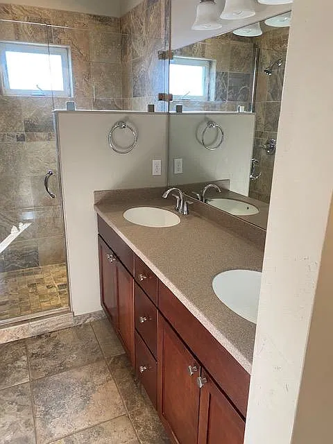 3 bed, 1668 sqft, $2,550 — Photo 2