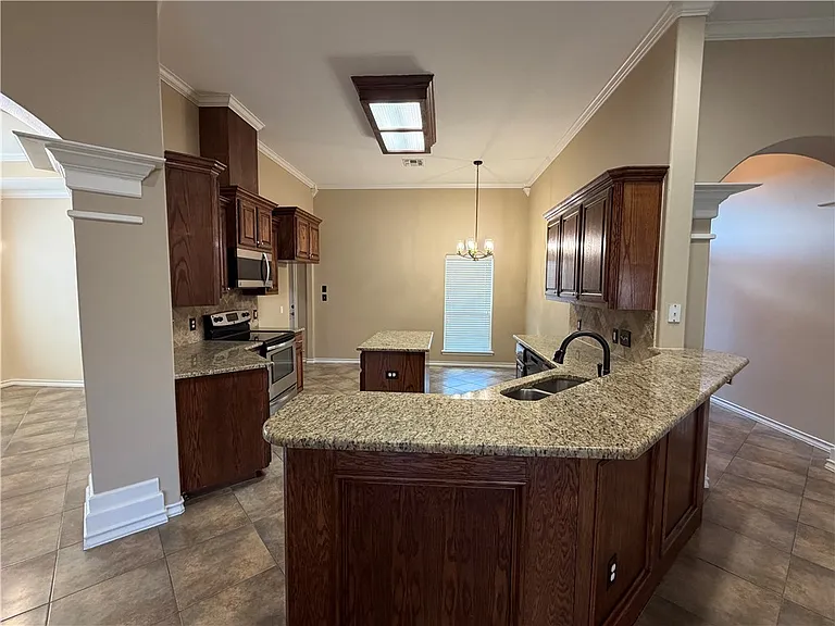 8317 Pocono Cir — Photo 8