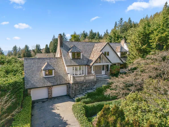 3047 Spencer Close, West Vancouver, BC V7V 4R8