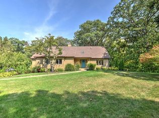 66 S Shores Dr, Decatur, IL 62521