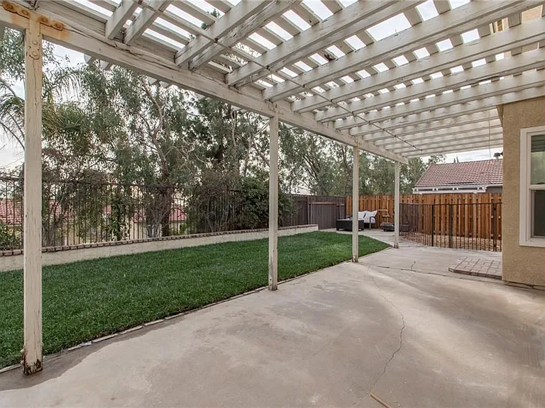11441 Mount Johnson Ct — Photo 24