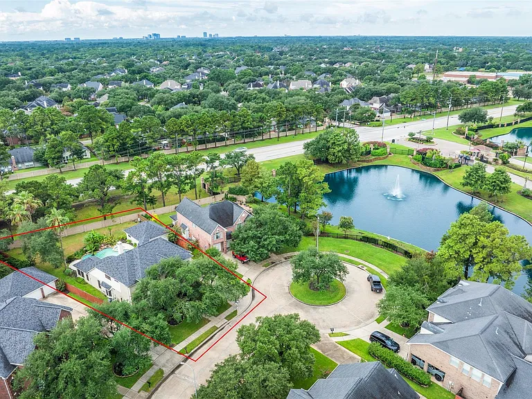 5706 Cielio Bay Ct — Photo 47