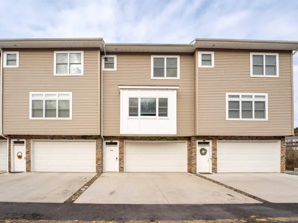313 Pasture Ln, Morgantown, WV 26505