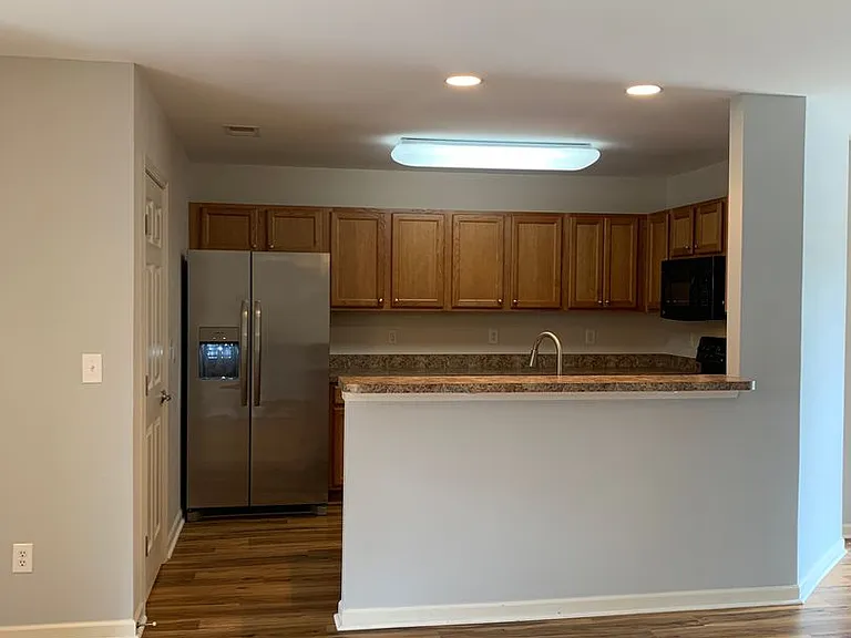 1032 Bridgeport Way — Photo 22