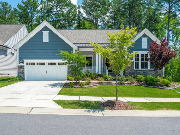 637 Hatters Creek Ln, Wake Forest, NC 27587