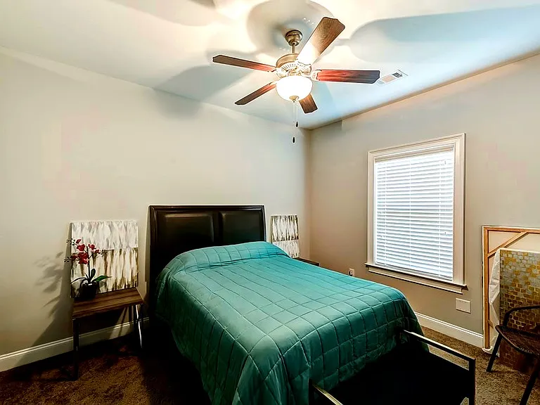 110 Tablerock Ct — Photo 32