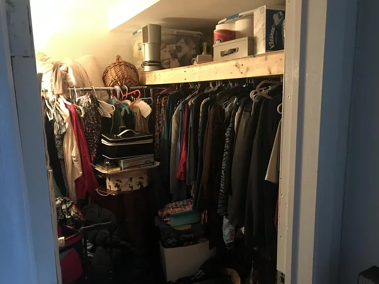 walk in closet