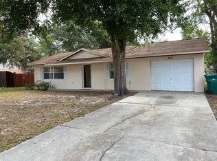 608 Cricket Hollow Ln, Eustis, FL 32726