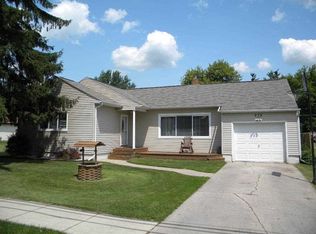 372 E Alice St, Merrill, MI 48637