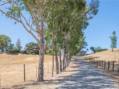 9525 Nacimiento Lake Dr, Paso Robles, CA, 93446
