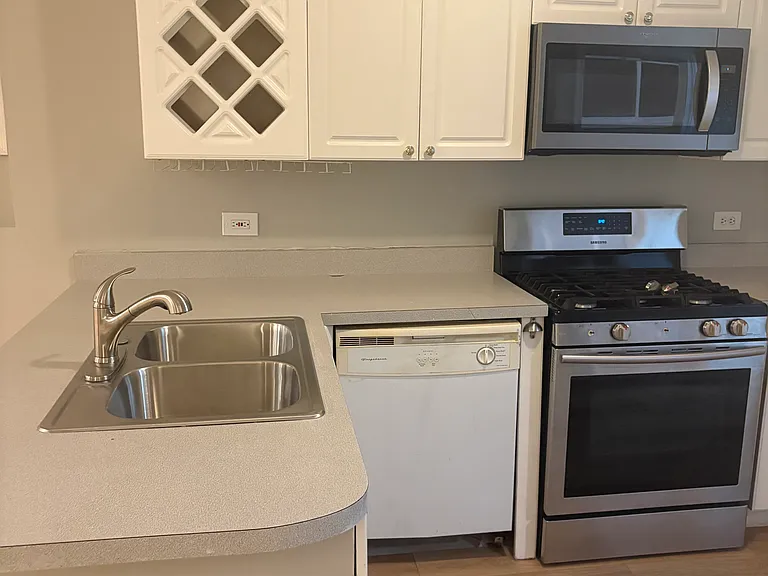 1410 N Bosworth Ave #1 — Photo 43