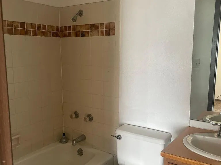 2190 Bex St — Photo 8