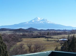 624 Holcomb Rd, Montague, CA 96064