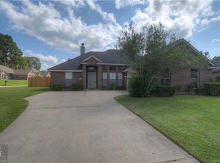 301 Haguewood Cir, Haughton, LA 71037