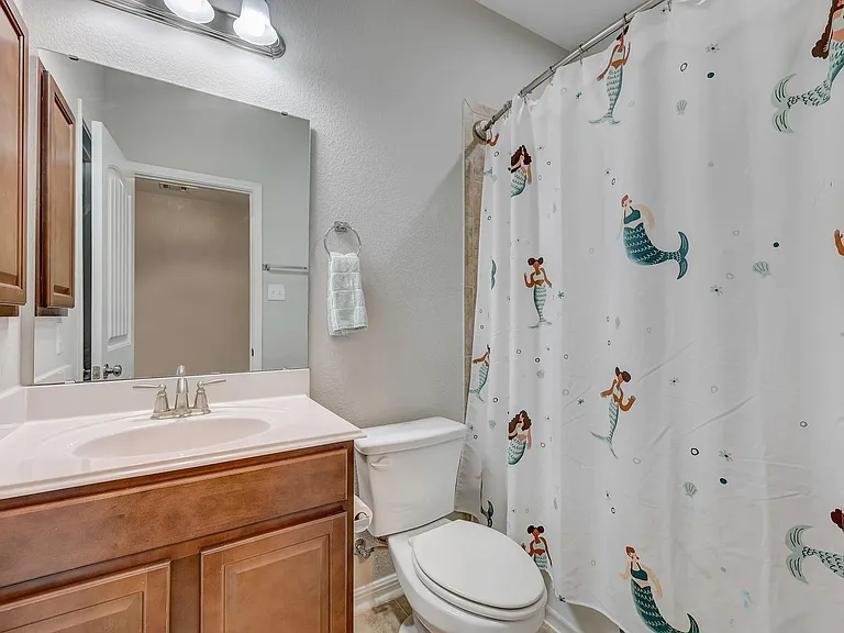 205 Cortona Ln — Photo 16