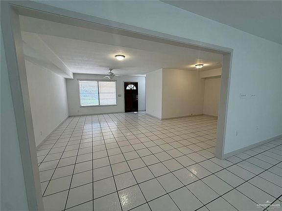 2nd image of 1116 Harvey St