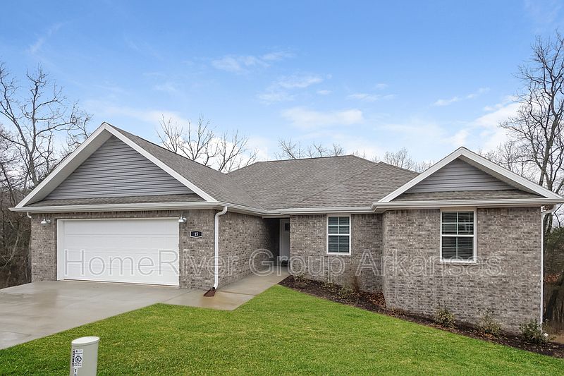 1st image of 15 Naworth Ln