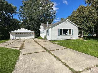 3468 Mack Rd, Saginaw, MI 48601