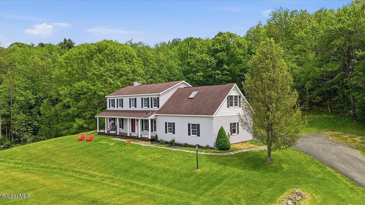 1st image of 292 Mammoth Spring Road