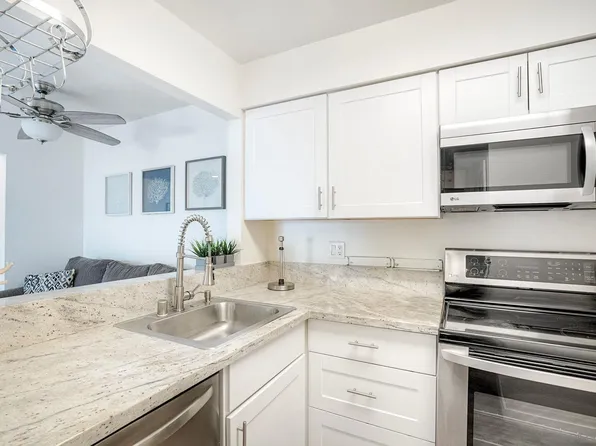 1337 Caminito Gabaldon Unit H, San Diego, CA 92108