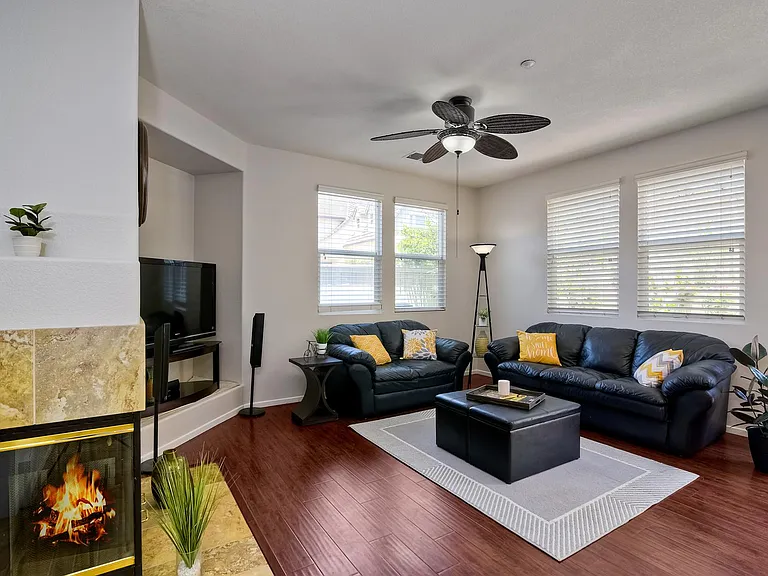 16471 Calloway Dr — Photo 4