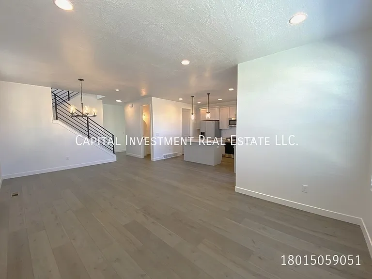 11541 S Engelmann Dr — Photo 9