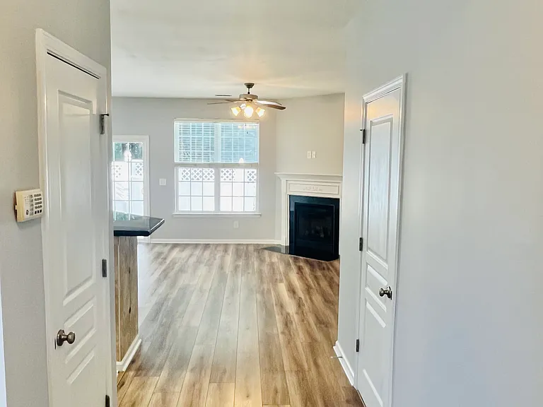 961 Copperstone Ln — Photo 6