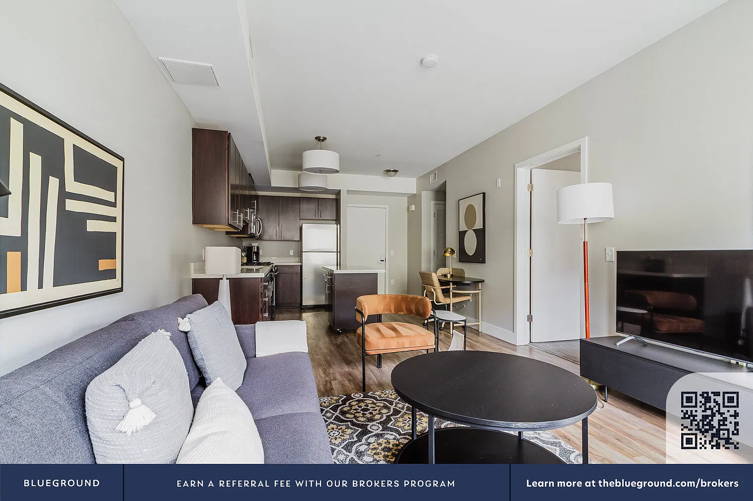 1 bed, 1.0 bath, 693 sqft, $4,570 — Photo 3