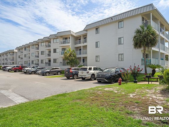2nd image of 400 Plantation Rd #1213
