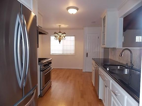 4th image of 5595 Mount Acara Dr