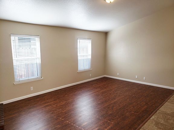3rd image of 1324 Puebla Way