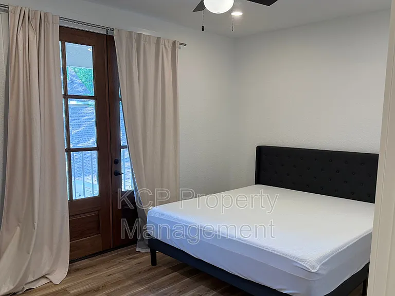 1813 Garland Ave #2 — Photo 7
