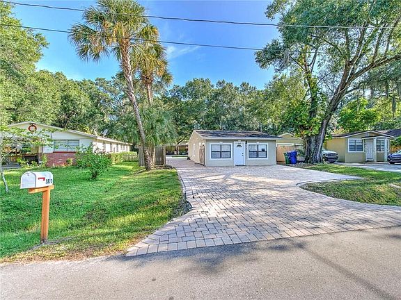 2nd image of 3810 E Lakeshore Dr