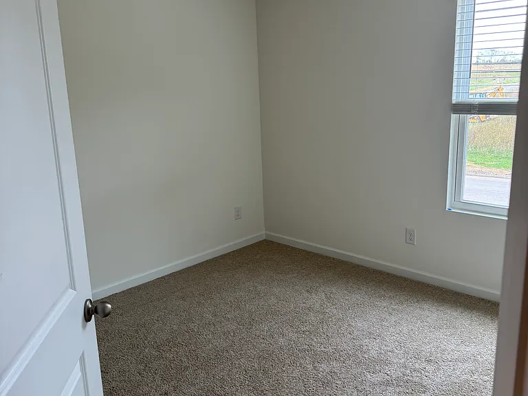 480 Vogt Dr #480 — Photo 7