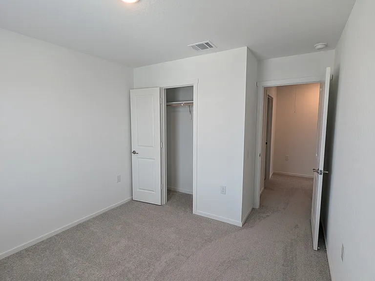 6031 Skipping Way — Photo 14
