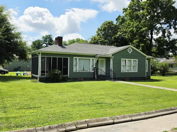 601 Laurel Ave, South Pittsburg, TN 37380