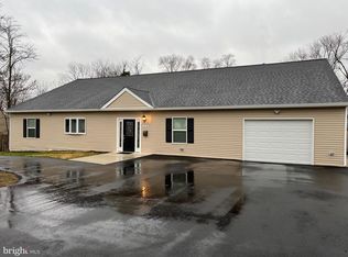 1034 W Front St, Glendora, NJ 08029
