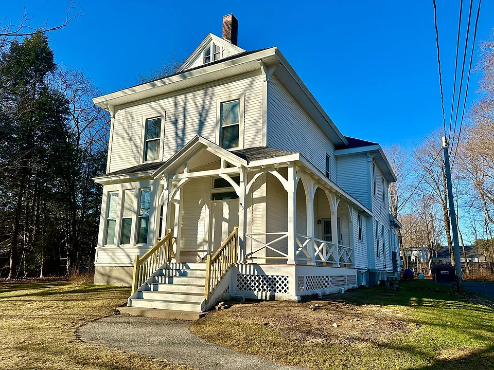 95 W Elm St #5