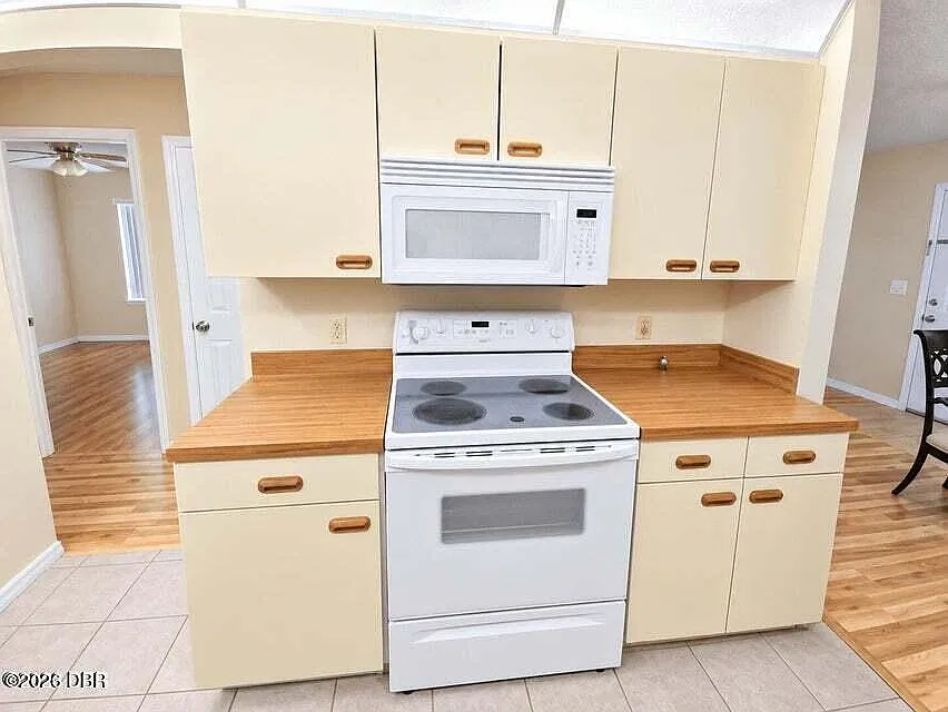 2 bed, 2.0 bath, 1070 sqft, $1,500 — Photo 3