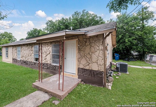1st image of 1503 Pecan Valley Dr