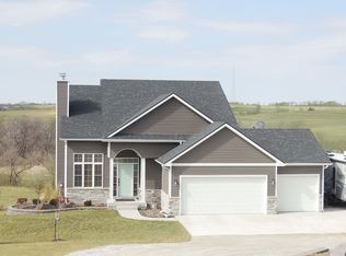 109 Timber Ln, Ackworth, IA 50001