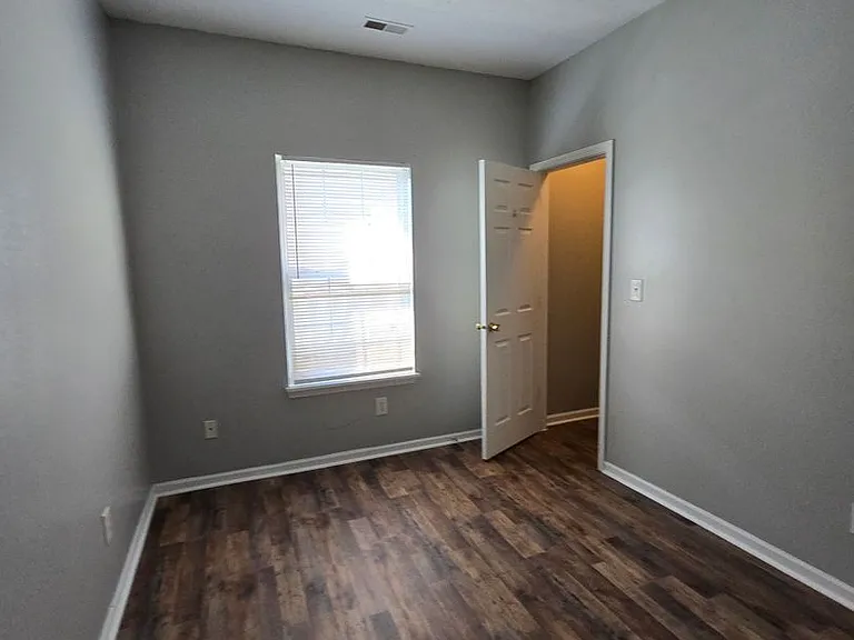 509 Bridgestone Dr — Photo 9