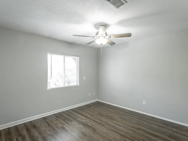 4407 Delashmitt Rd — Photo 23