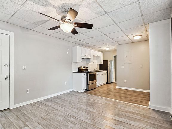 5th image of 809 9th Ave N APT 1