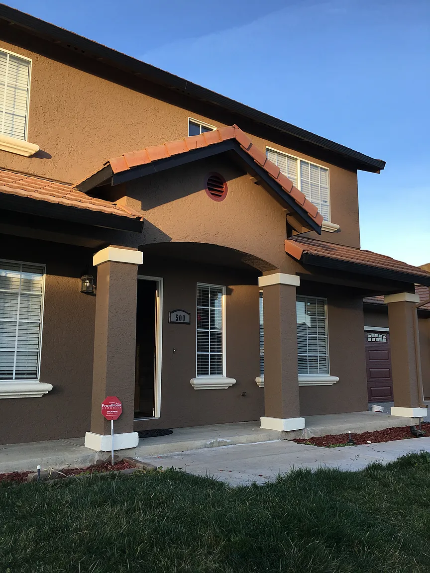 500 Arbour Ln photo 1