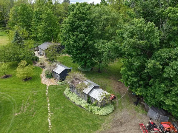9567 N Otto Rd, Cattaraugus, NY 14719