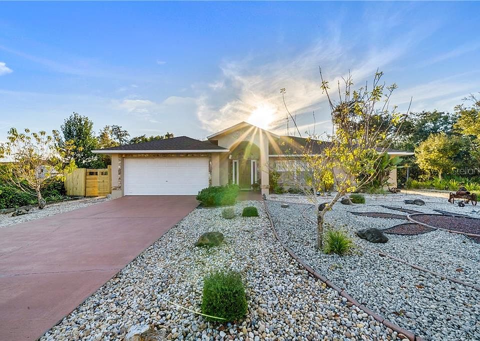 1st image of 611 Armadillo Dr