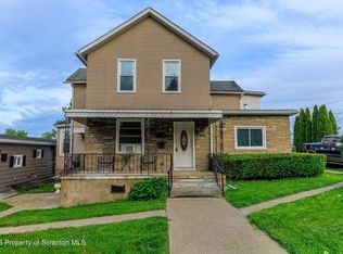 100 Rose Ln, Old Forge, PA 18518