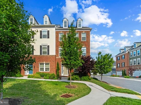 6010 Hidden Mdw, Ellicott City, MD 21043