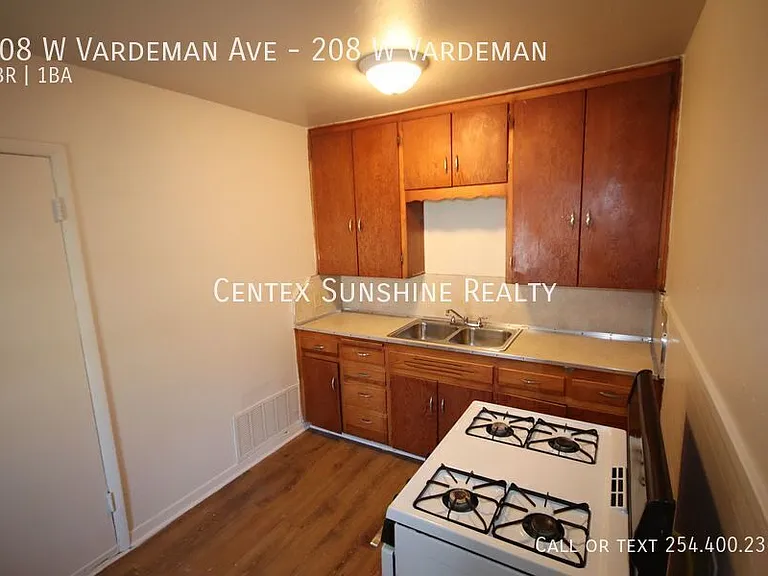 208 W Vardeman Ave #208 W VARDEMAN — Photo 11
